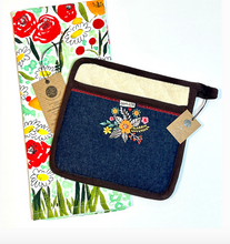 Gift Set- Pot Holder with matching Tee Towel